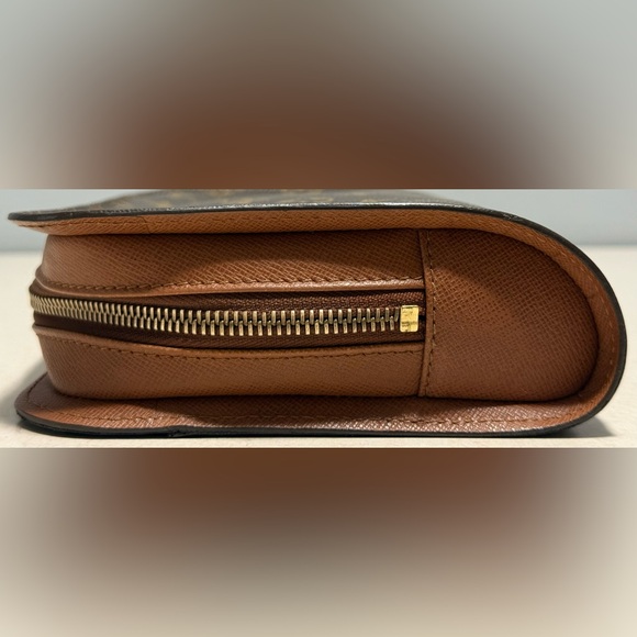 Louis Vuitton Orsay Monogram Canvas clutch bag. - Picture 7 of 13